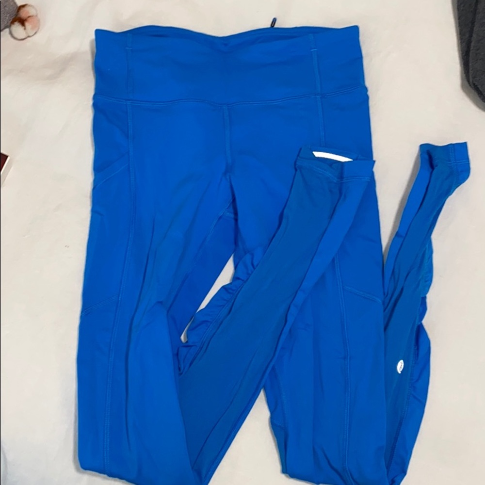 Super fun, bright blue lulu leggings